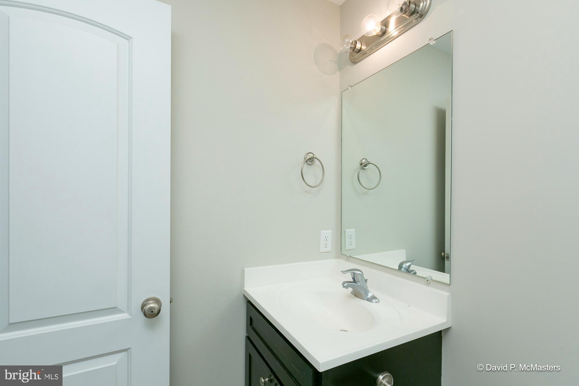 THE TOWNES OF RIDGEWAY - Residential