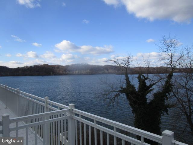 118 ROWLAND DRIVE 118