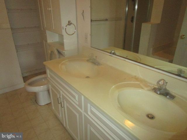 TOMES LANDING - Residential