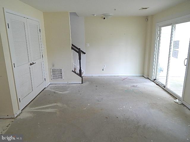 ADAMS CROSSING - Residential