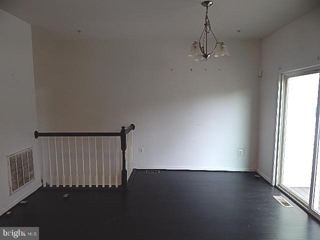 ADAMS CROSSING - Residential