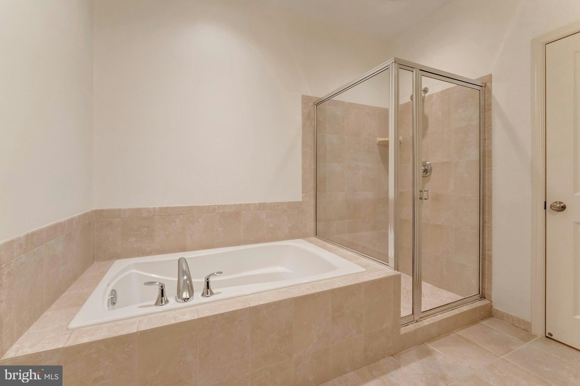 BRAMBLETON TOWN CENTER - Residential