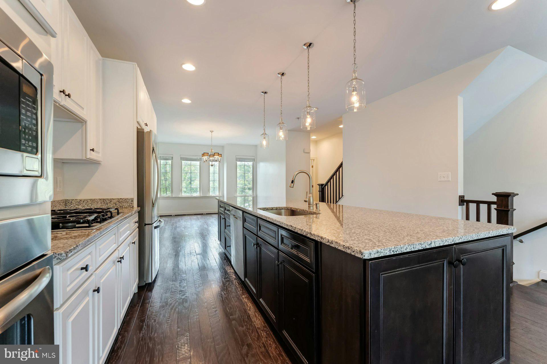 BRAMBLETON TOWN CENTER - Residential