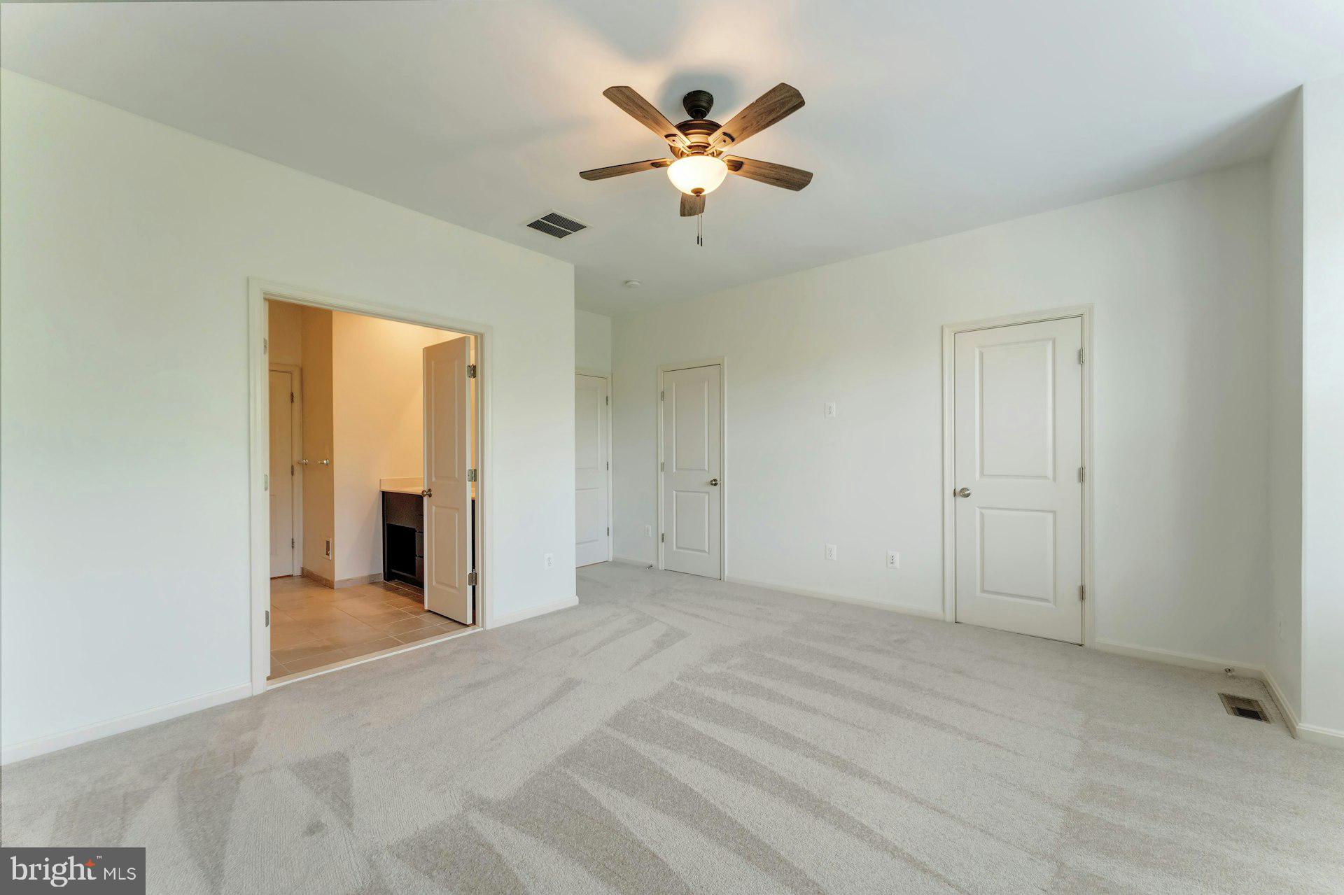 BRAMBLETON TOWN CENTER - Residential