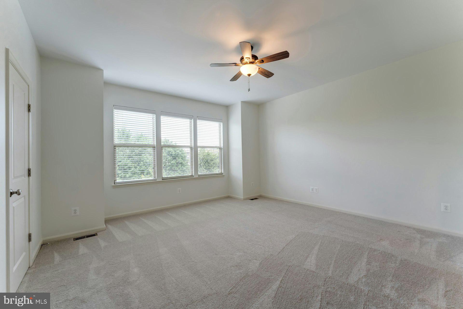 BRAMBLETON TOWN CENTER - Residential