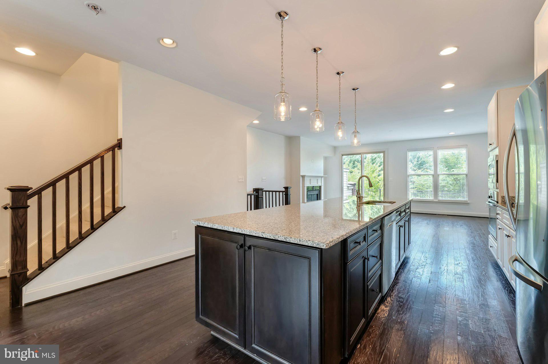 BRAMBLETON TOWN CENTER - Residential