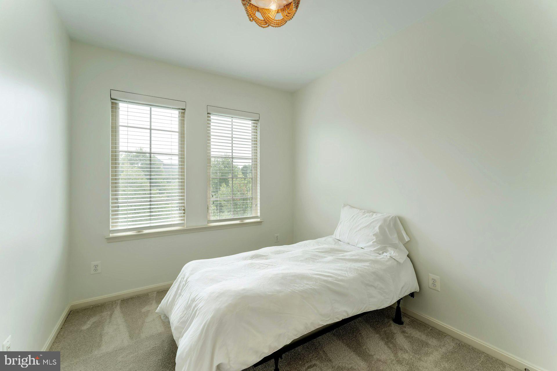 BRAMBLETON TOWN CENTER - Residential