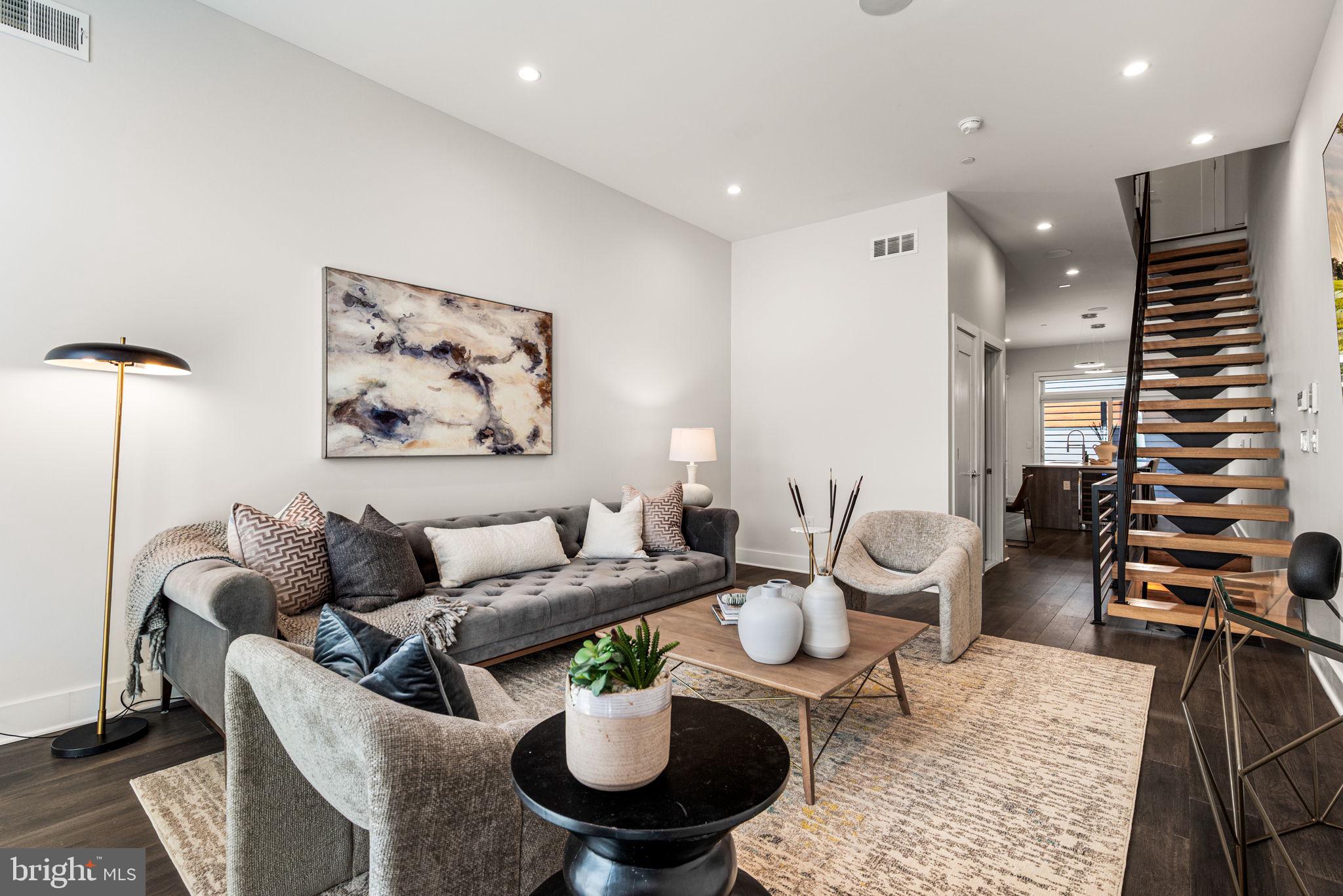 BELLA VISTA - Residential