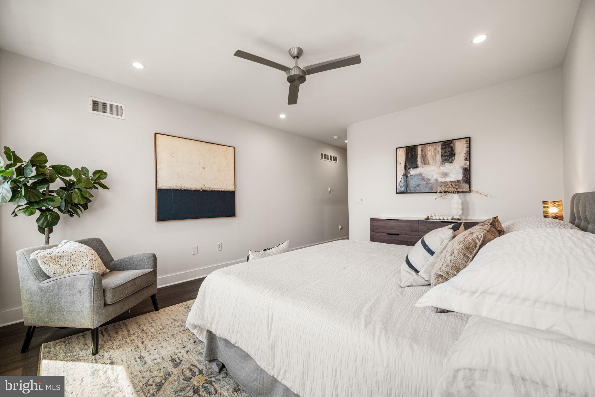 BELLA VISTA - Residential