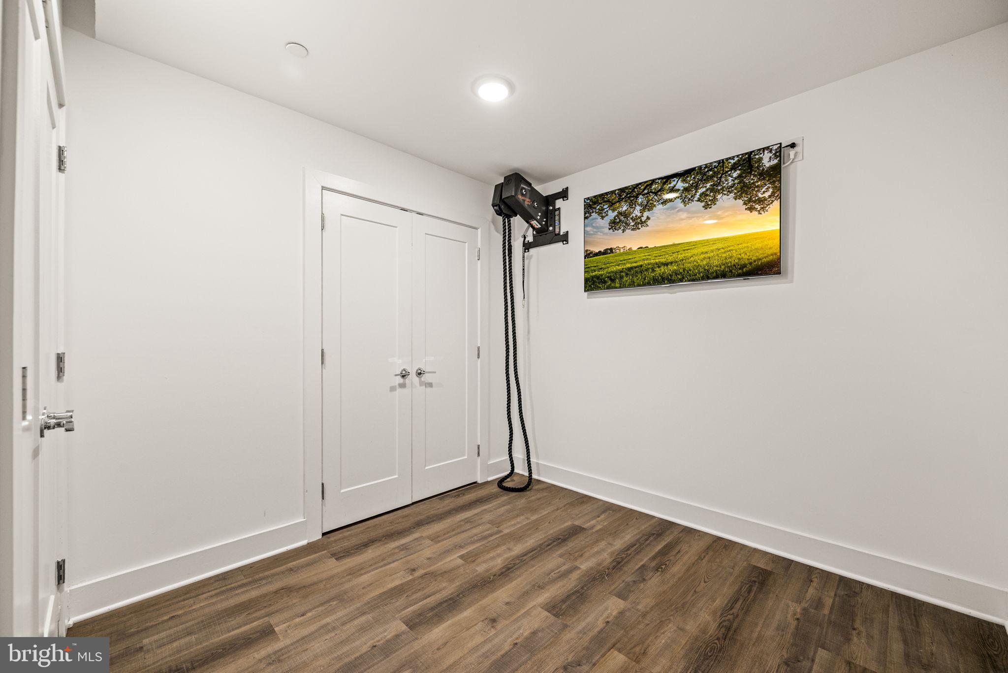 BELLA VISTA - Residential