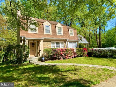 Photo of 4115 46th Street NW, WASHINGTON, DC 20016 (MLS # DCDC2229694) Photo of 4115 46th Street NW, WASHINGTON, DC 20016 (MLS # DCDC2229694)