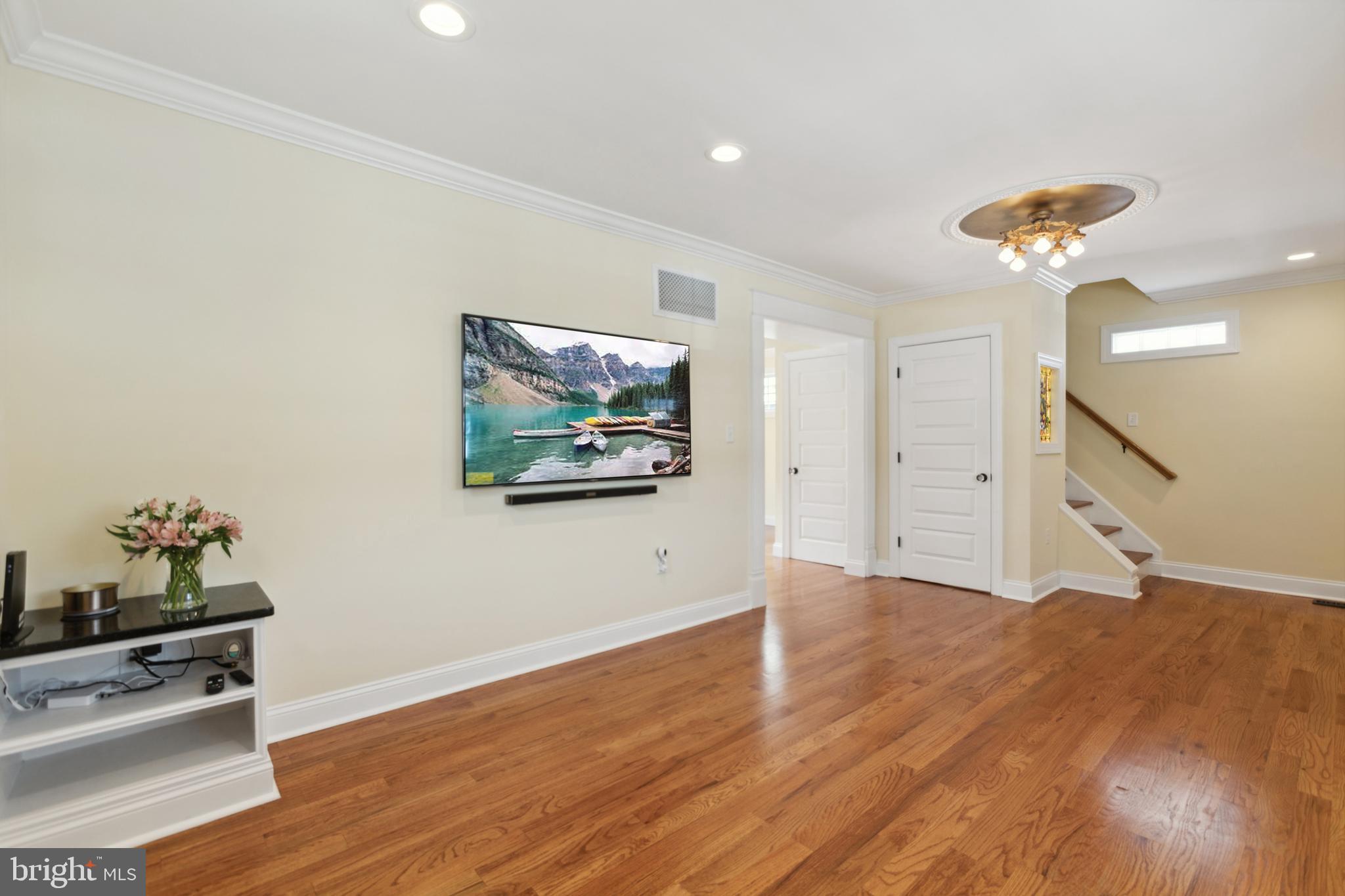 CONSHOHOCKEN - Residential