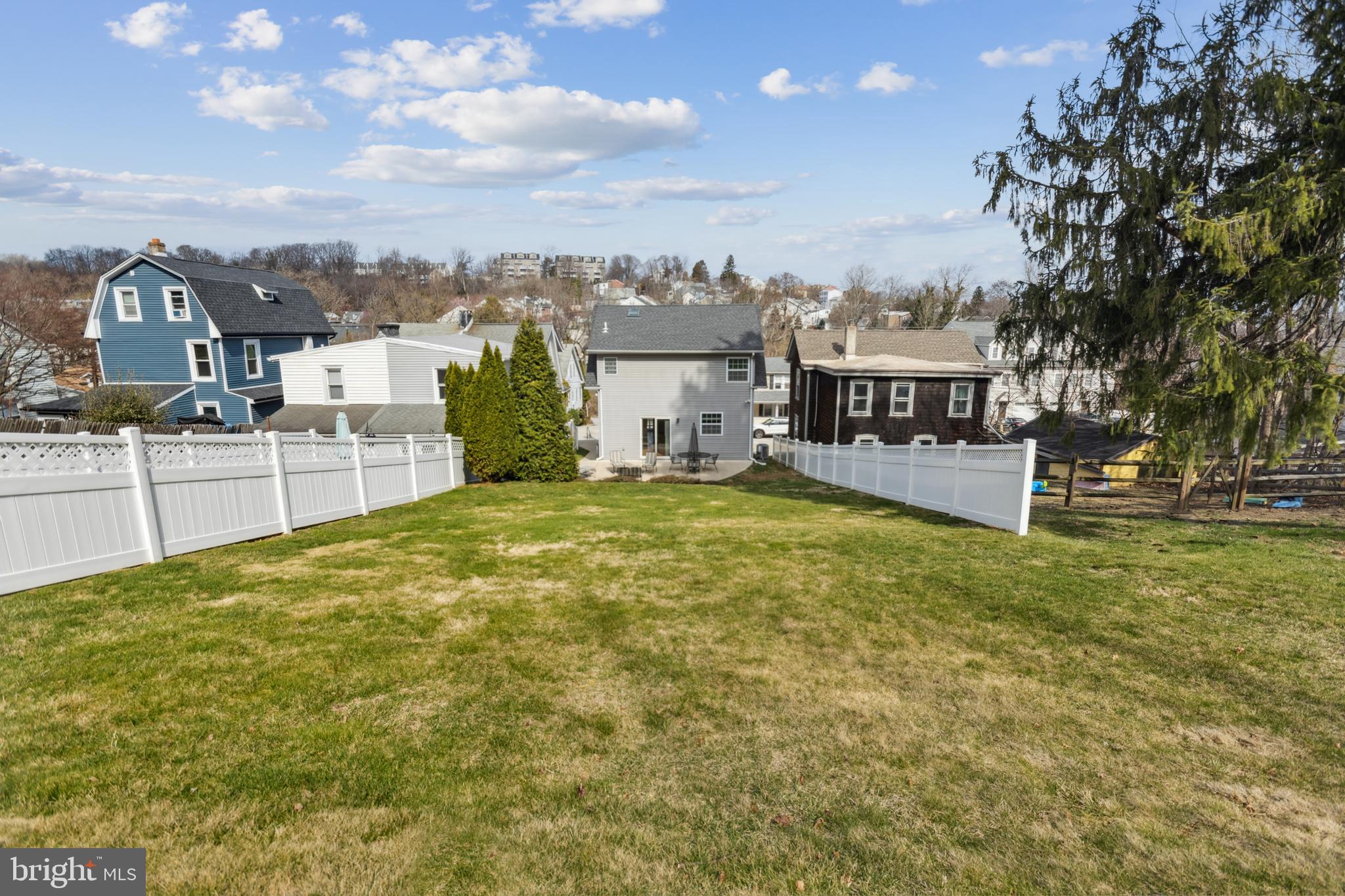 CONSHOHOCKEN - Residential