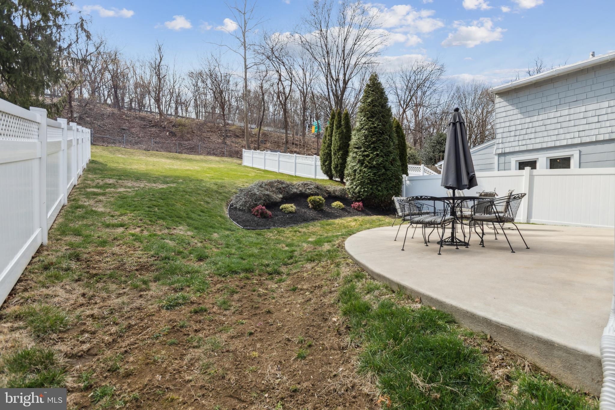 CONSHOHOCKEN - Residential