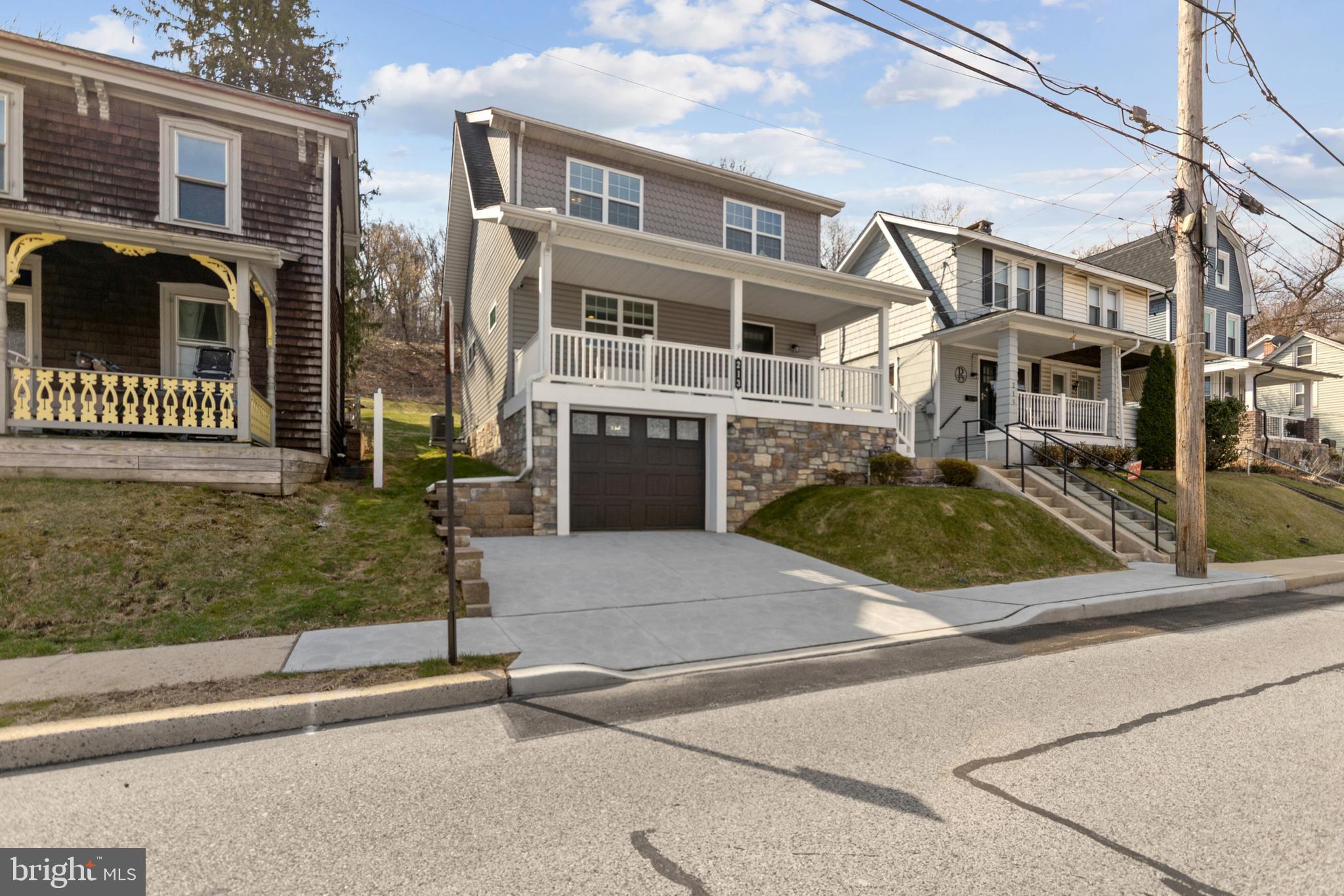 CONSHOHOCKEN - Residential