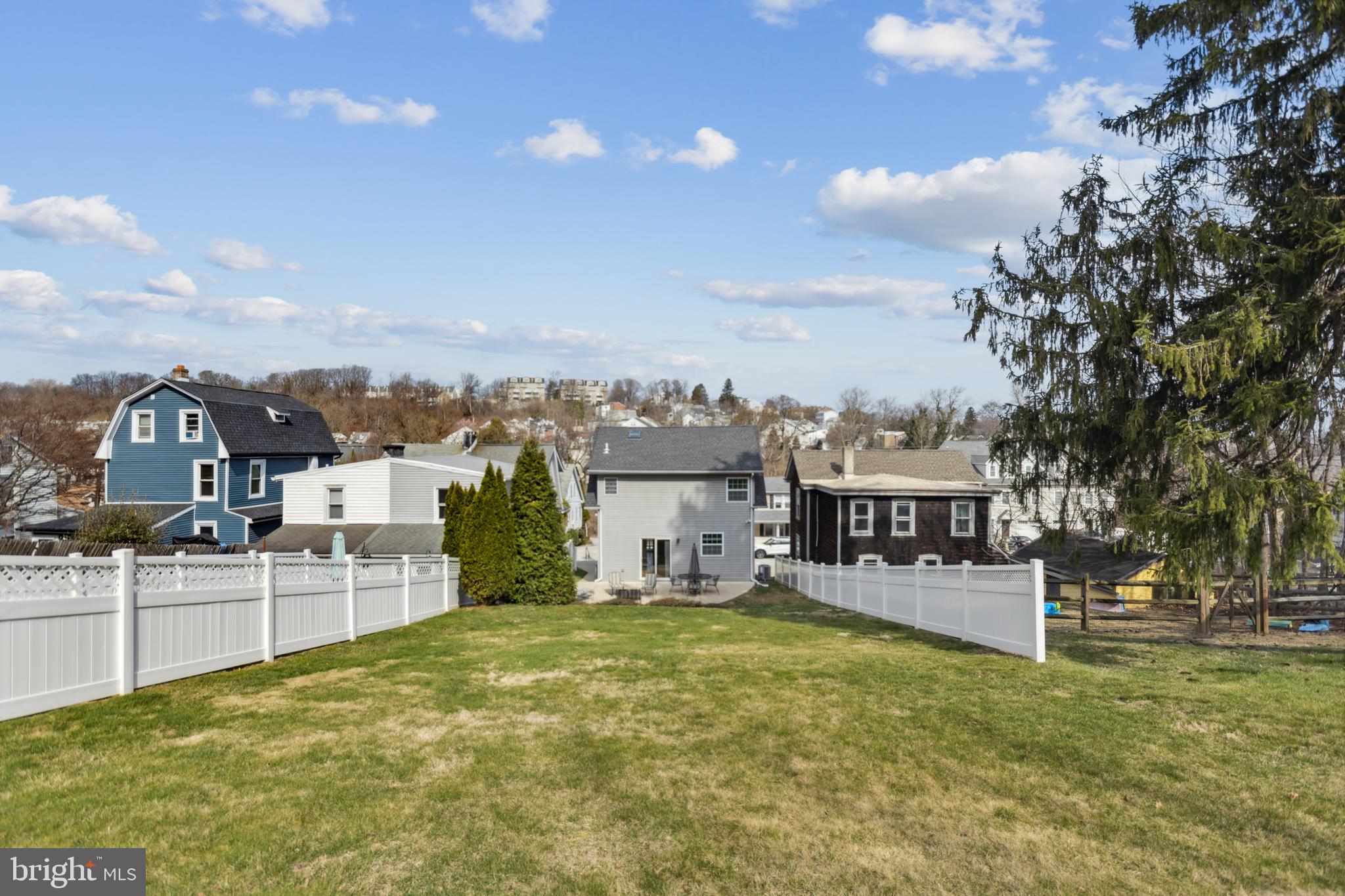 CONSHOHOCKEN - Residential