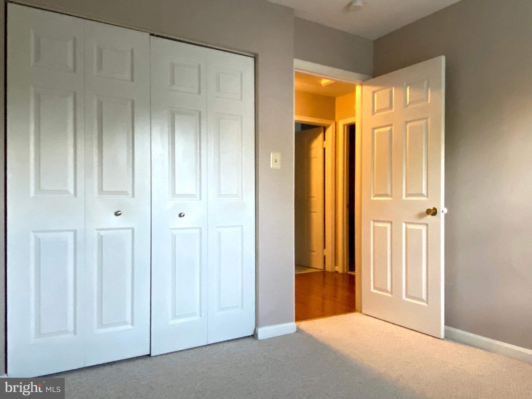 AFTON GLEN - Residential Lease