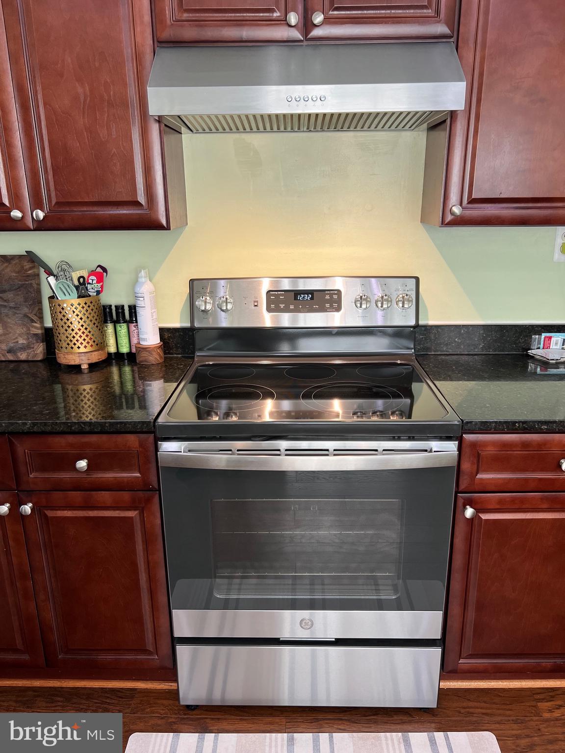 AFTON GLEN - Residential Lease