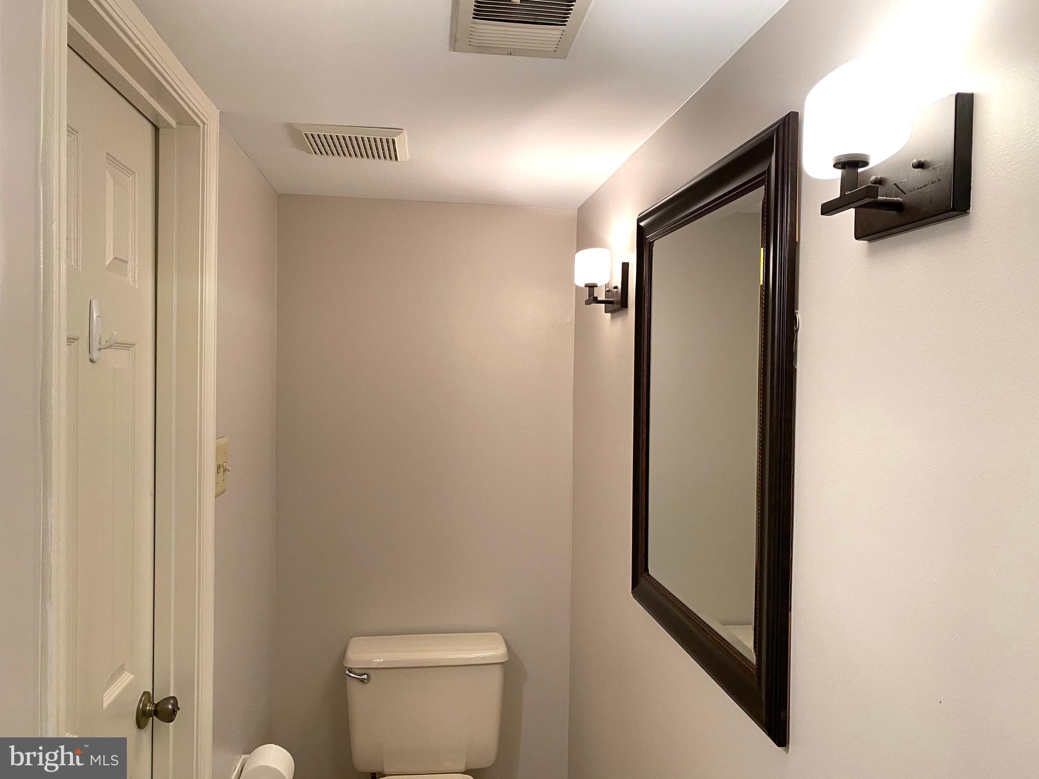 AFTON GLEN - Residential Lease