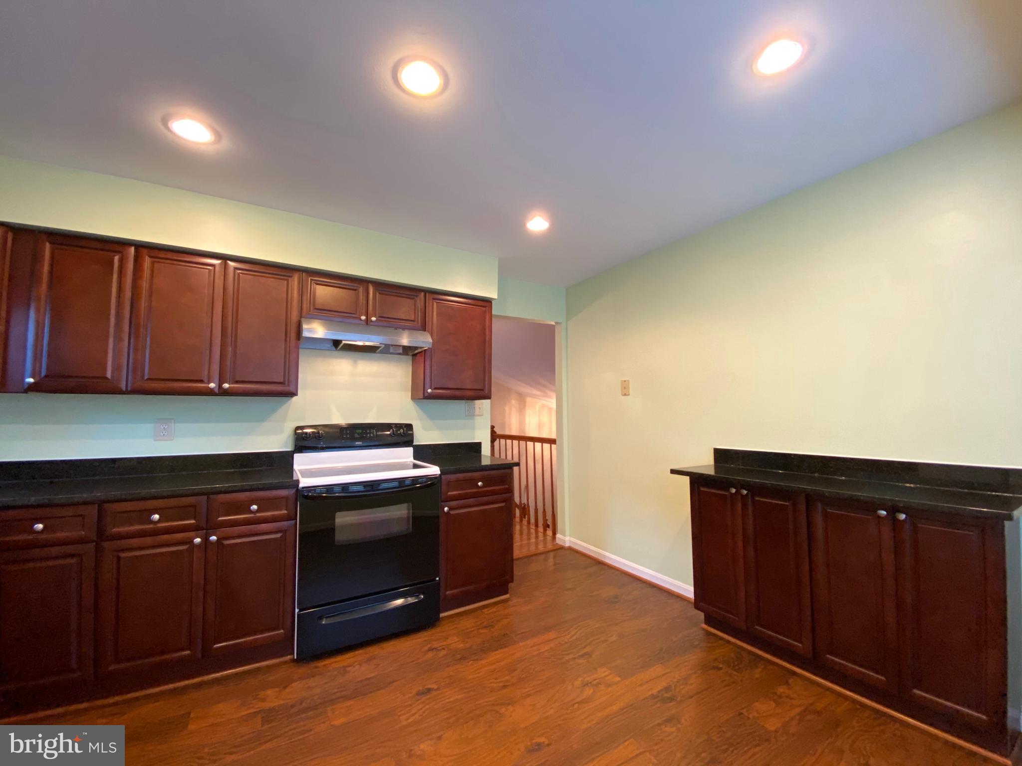 AFTON GLEN - Residential Lease