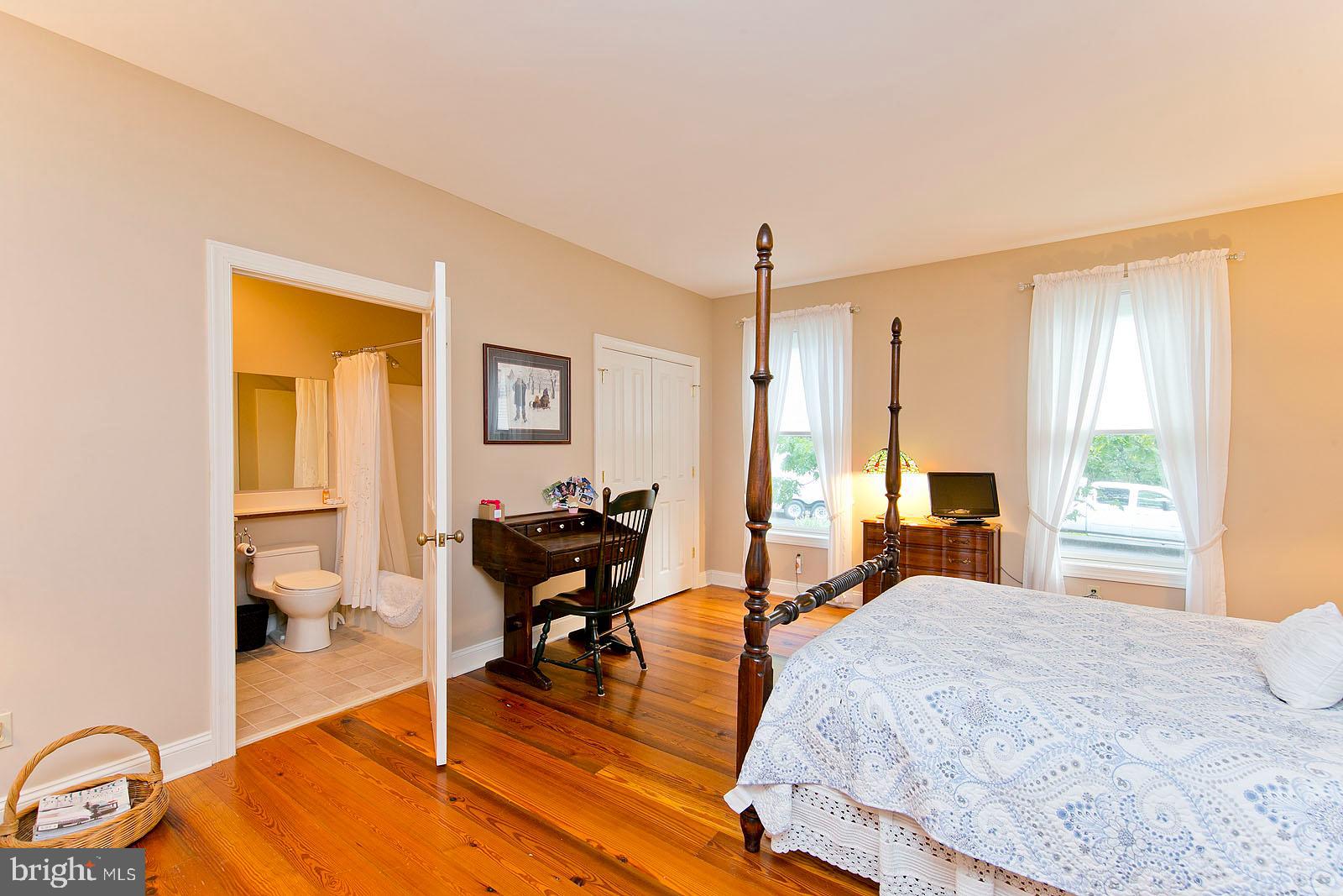 STONEYMEADE - Residential Lease