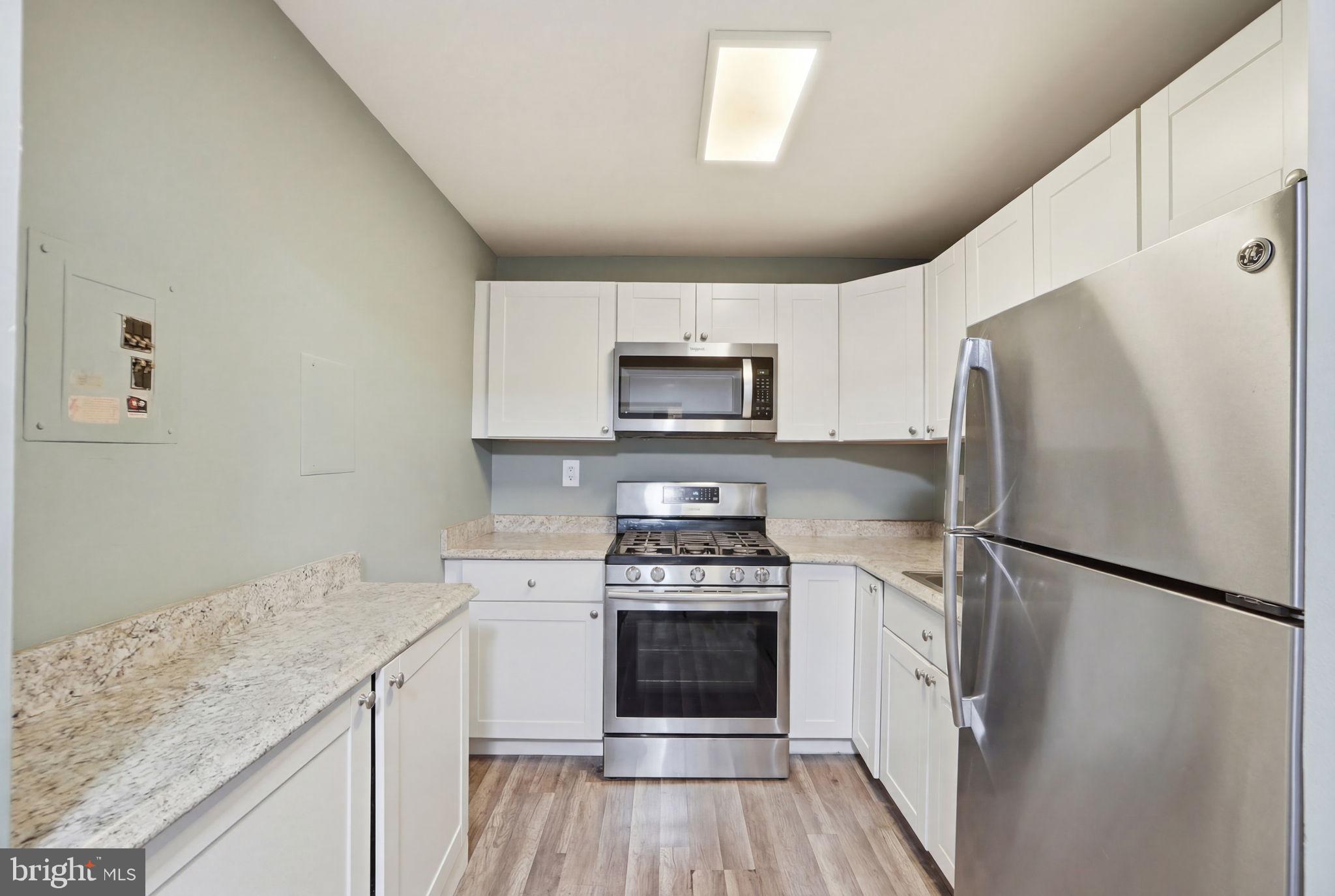 MONTPELIER VILLAGE - Residential