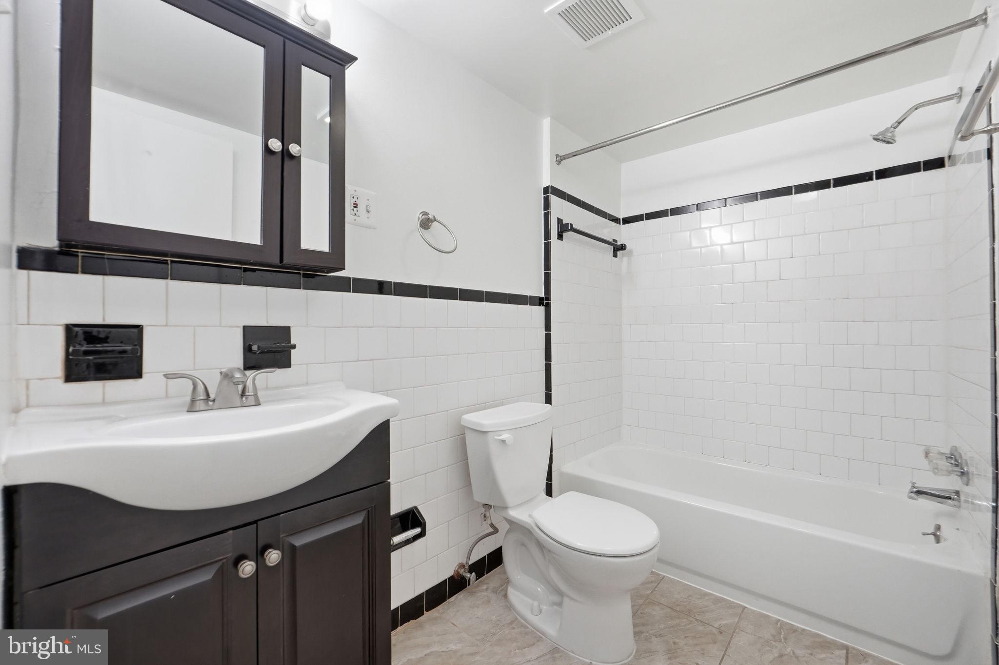 MONTPELIER VILLAGE - Residential