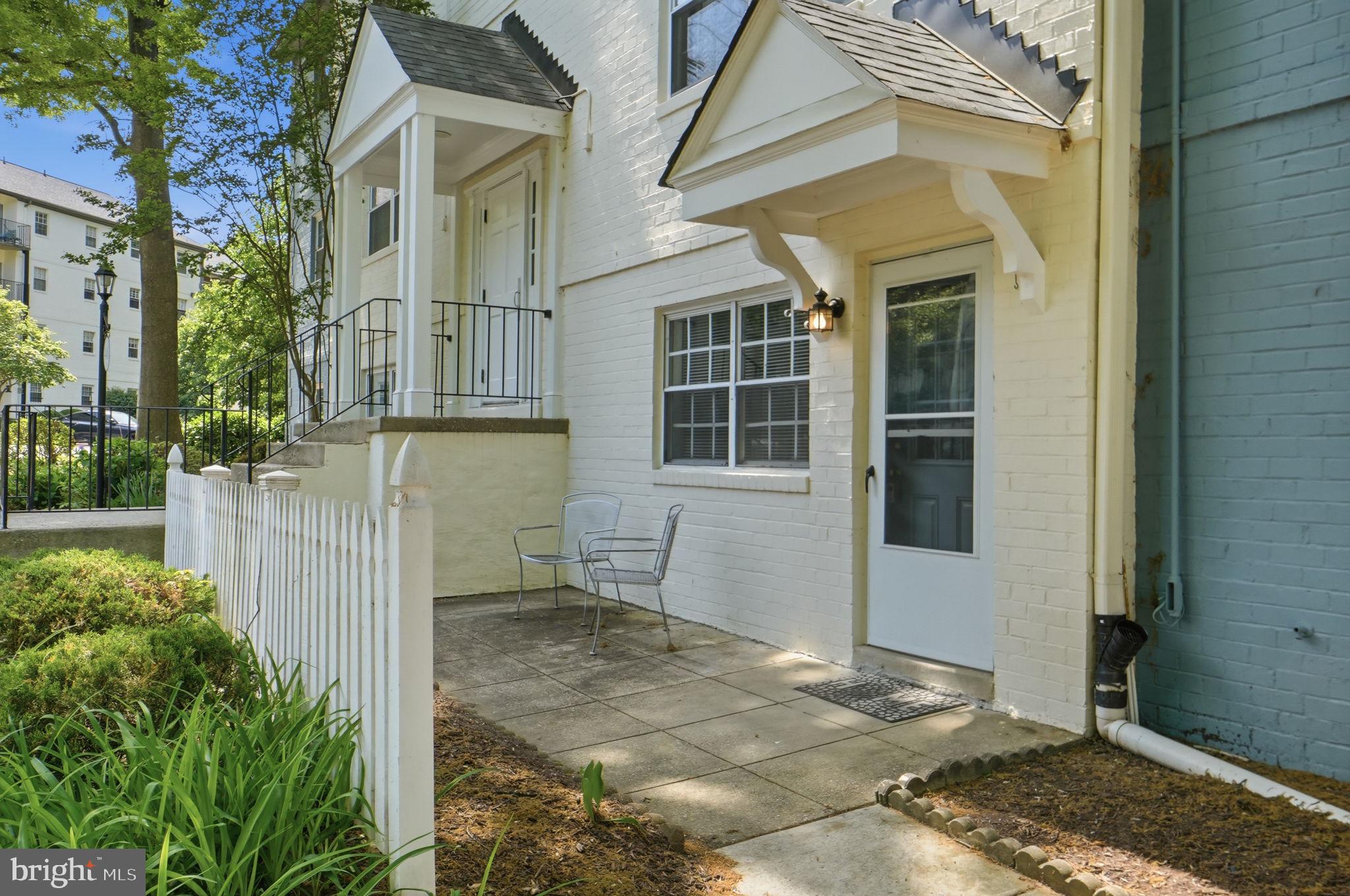 MONTPELIER VILLAGE - Residential