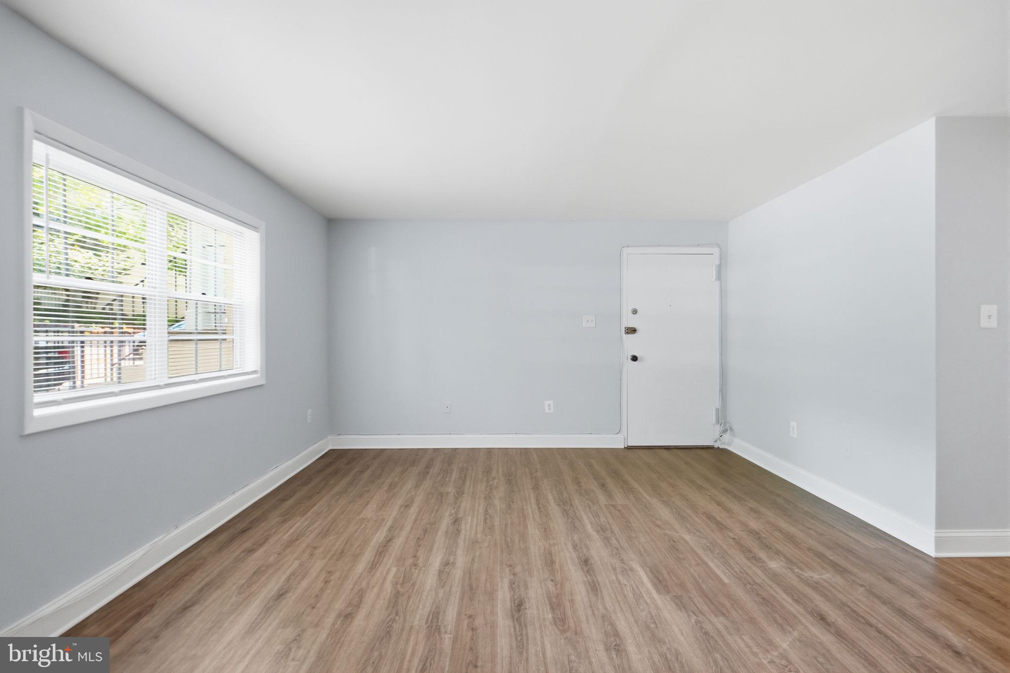 MONTPELIER VILLAGE - Residential