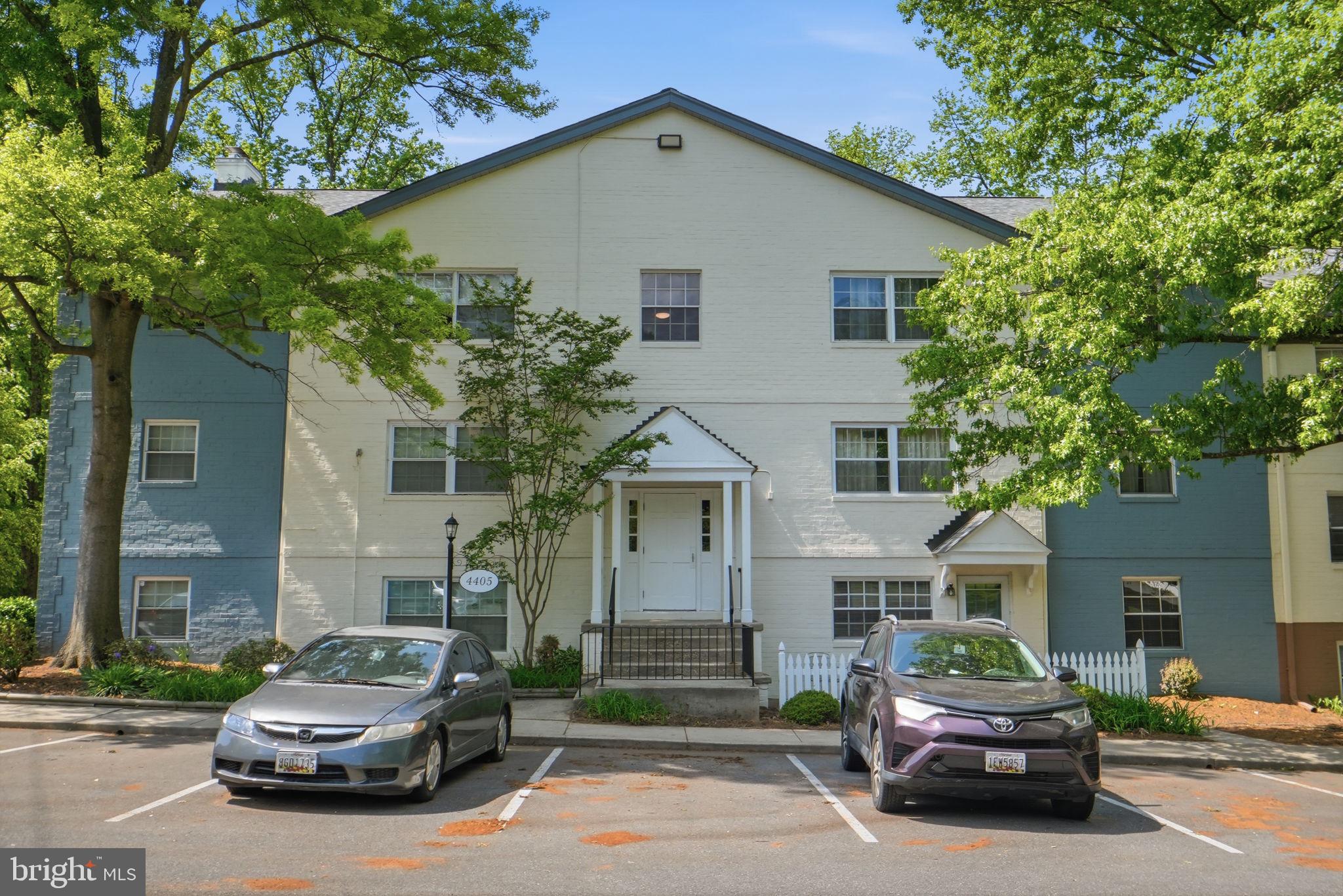 MONTPELIER VILLAGE - Residential