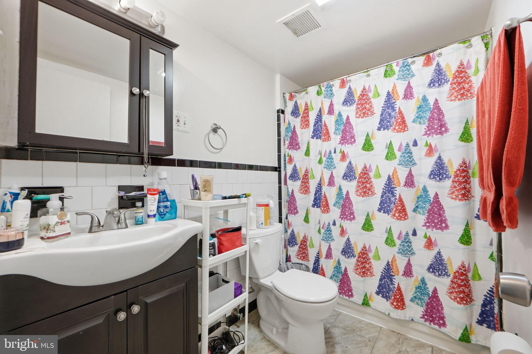 MONTPELIER VILLAGE - Residential