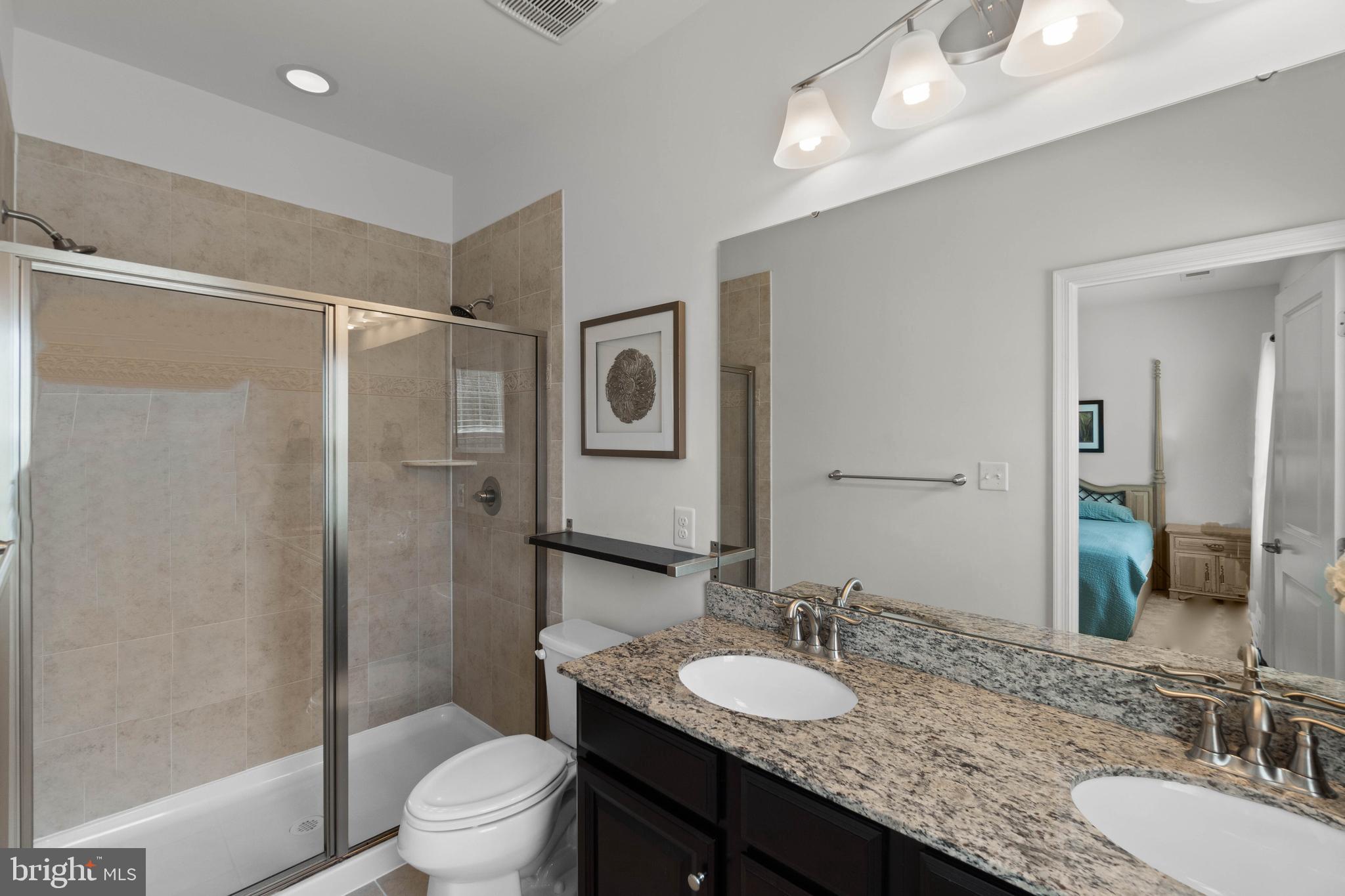 HOWARD SQUARE - Residential