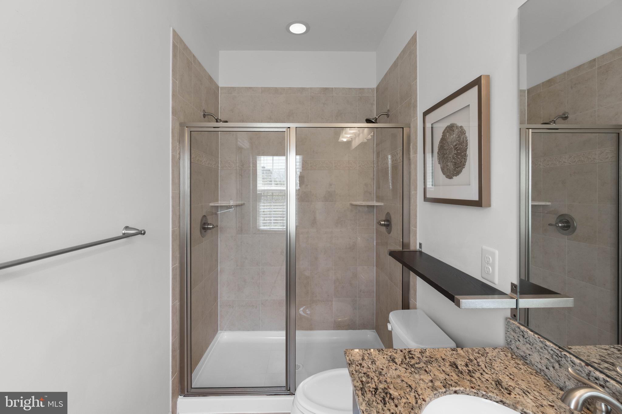 HOWARD SQUARE - Residential