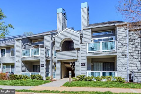 Tiny photo for 11703 - B Summerchase Circle #B, RESTON, VA 20194 (MLS # VAFX2302552)