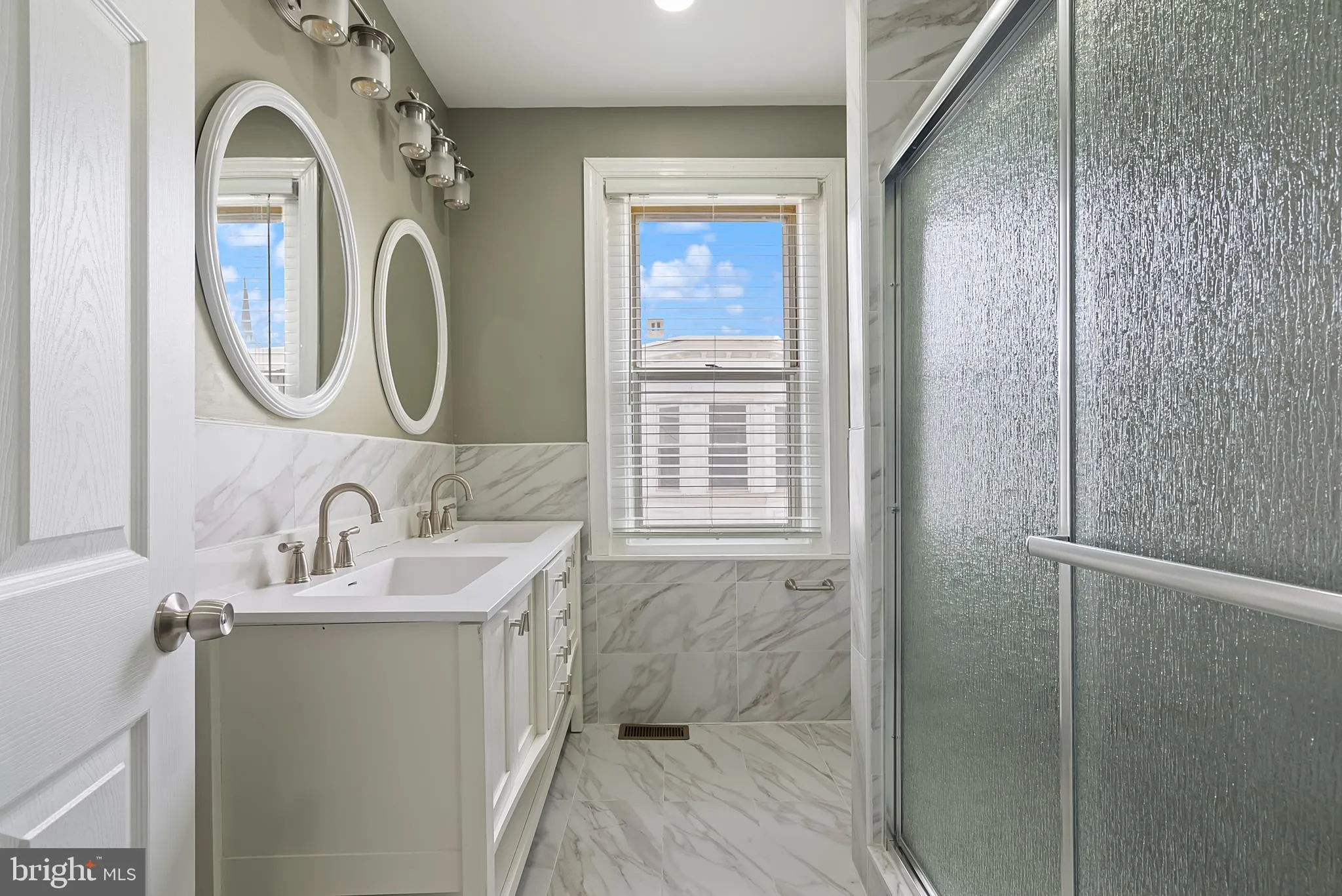 Philadelphia, Pennsylvania 19134, United States, 3 Bedrooms Bedrooms, ,3 BathroomsBathrooms,Residential,Active,113700