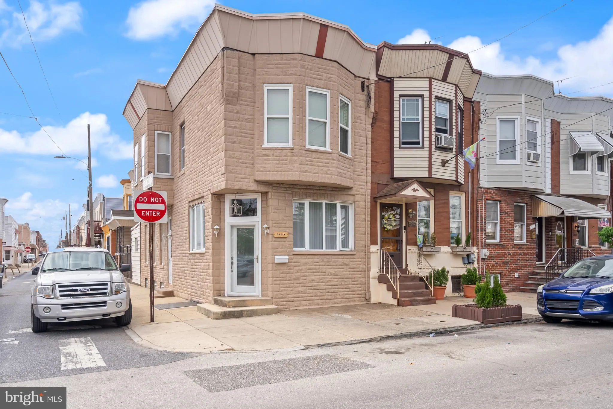 Philadelphia, Pennsylvania 19134, United States, 3 Bedrooms Bedrooms, ,3 BathroomsBathrooms,Residential,Active,113700
