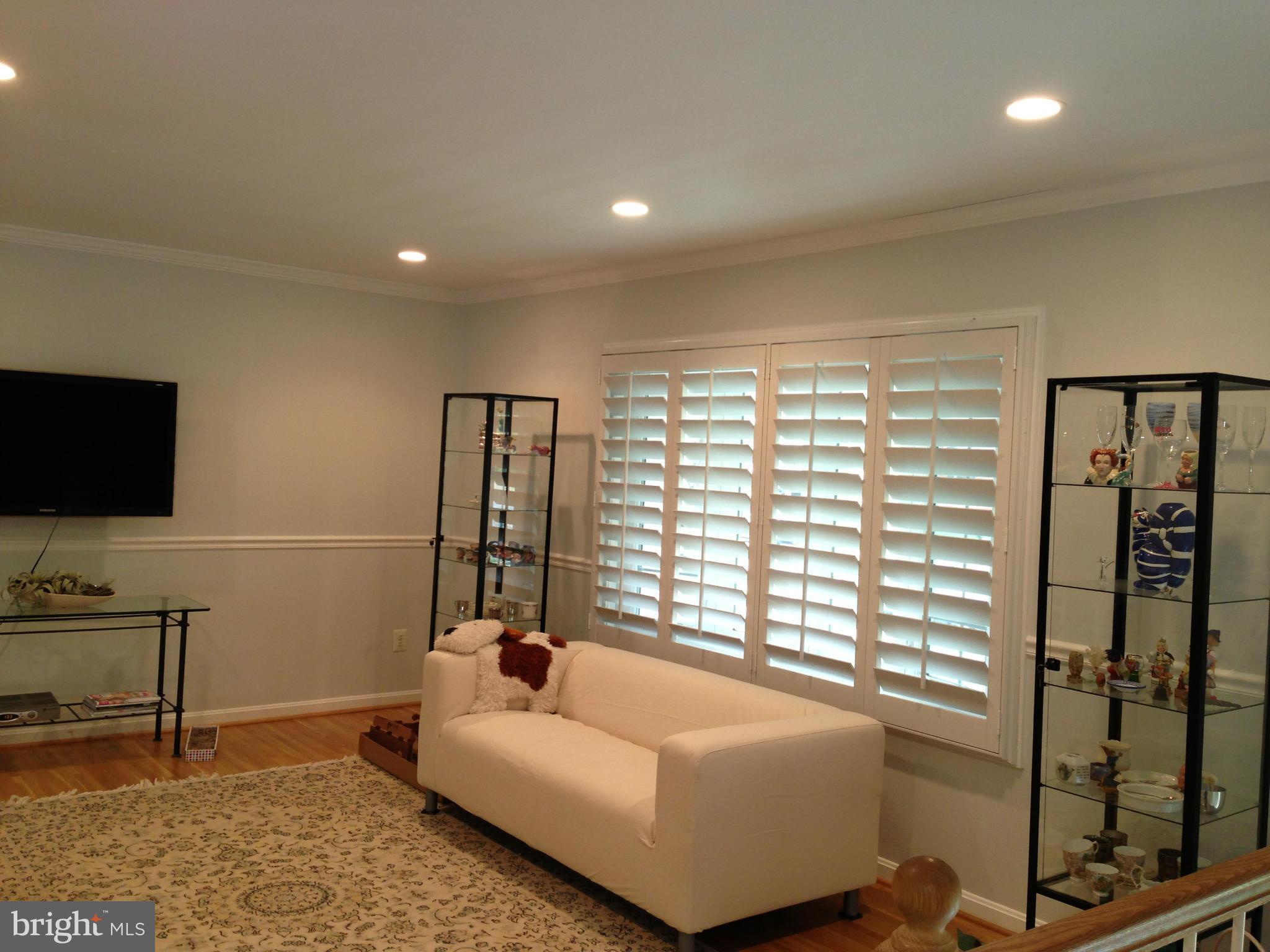 ROLLING VALLEY - Residential