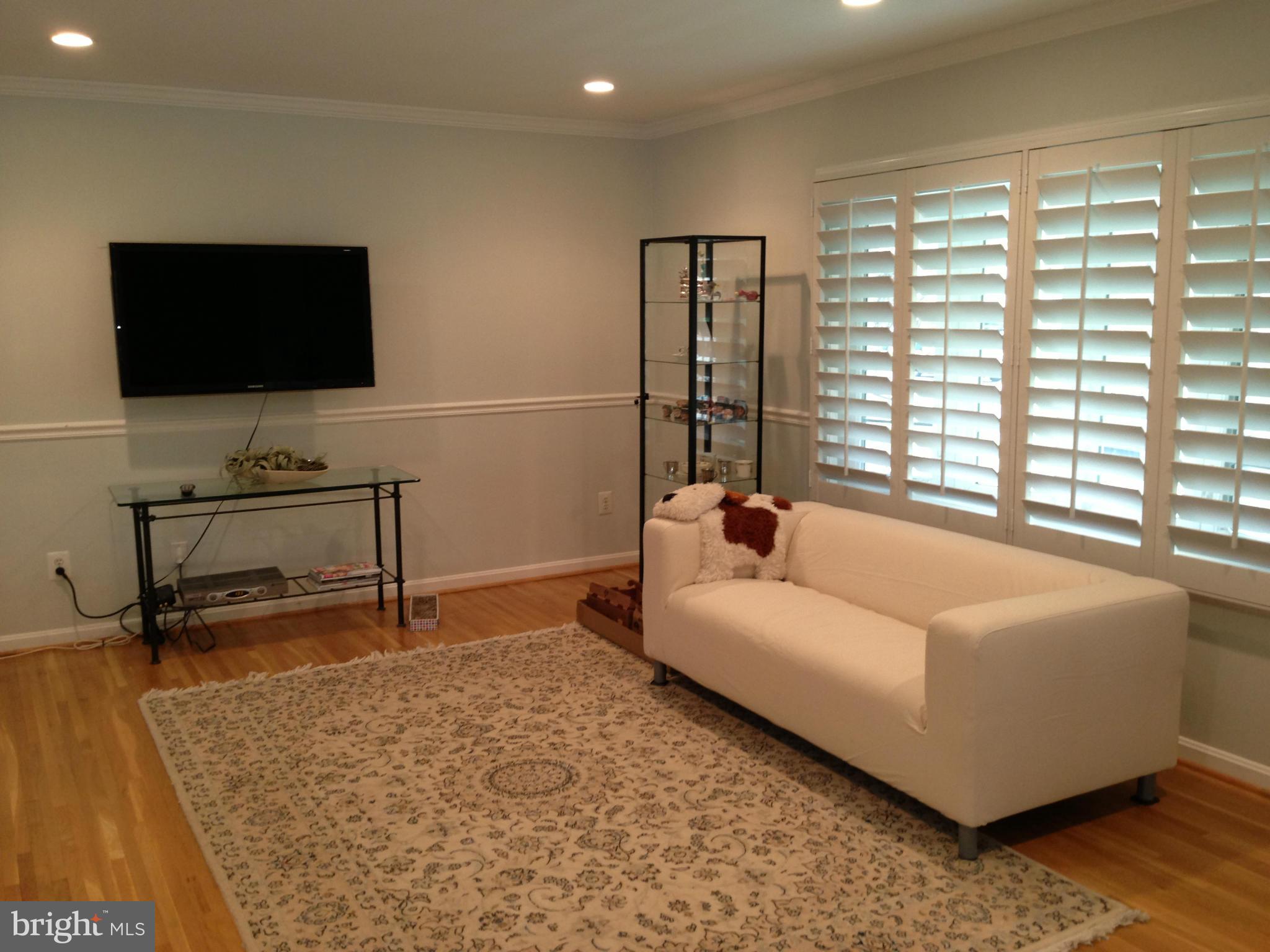 ROLLING VALLEY - Residential