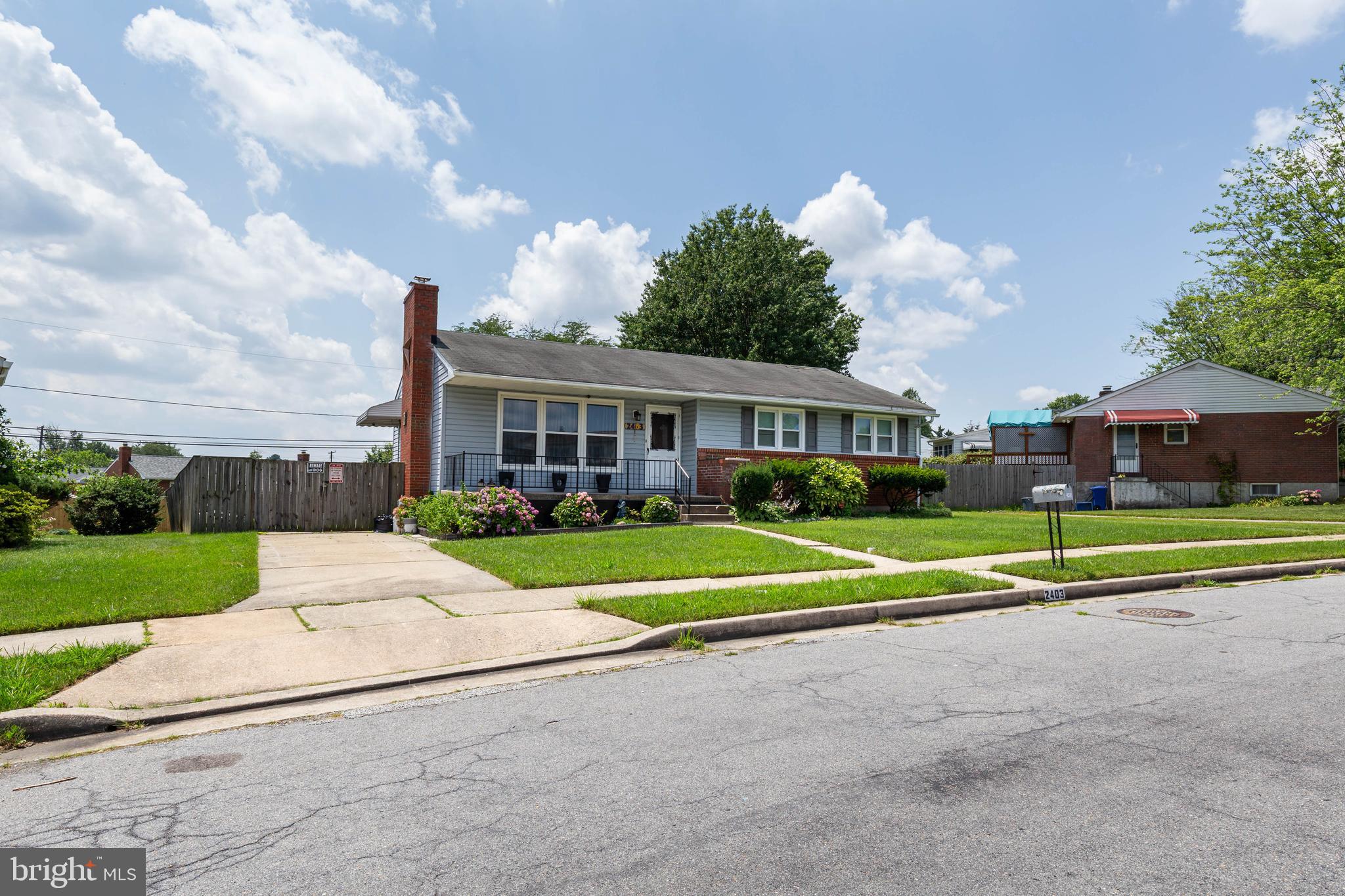 2403 HARWOOD
