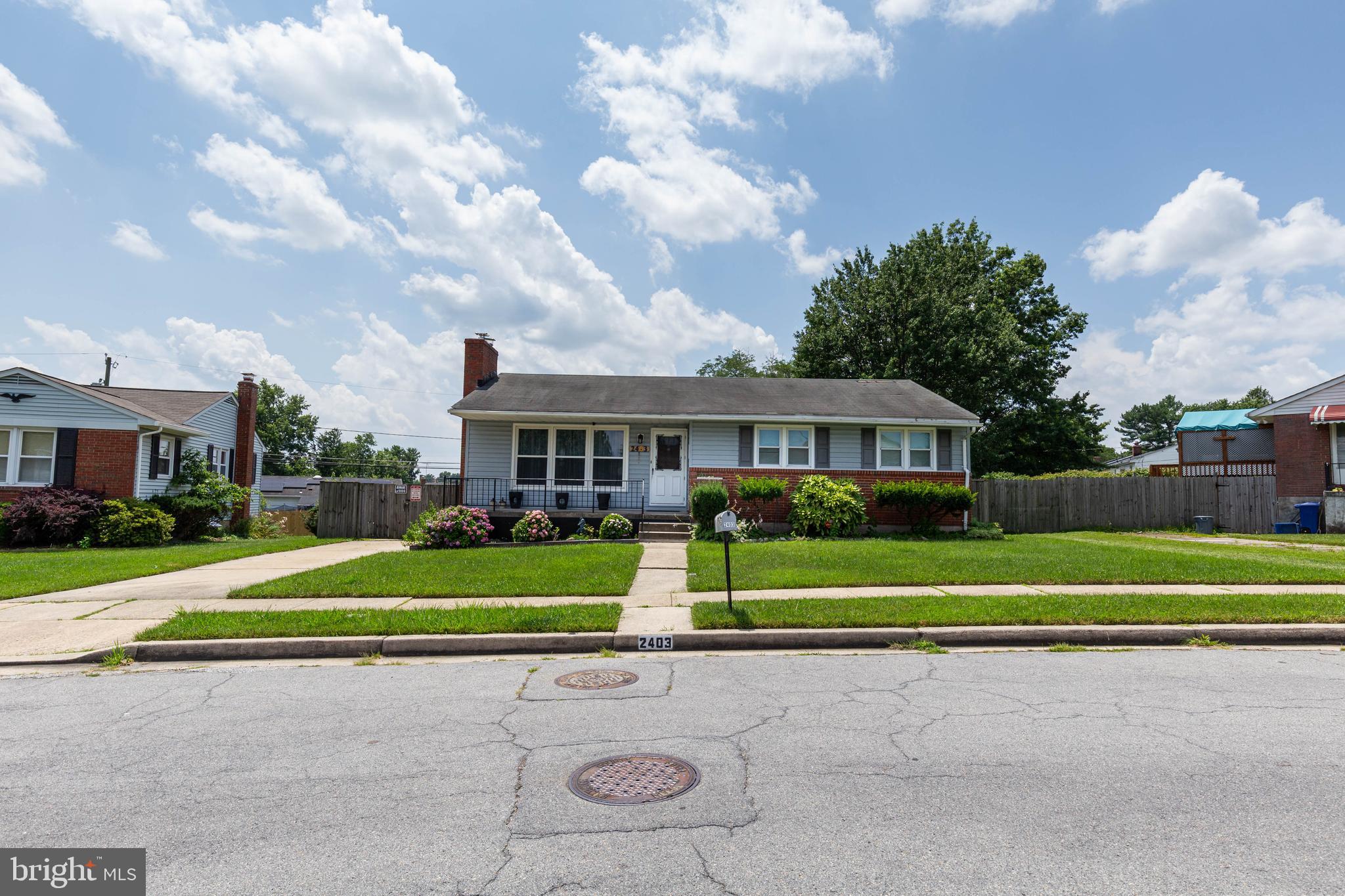 2403 HARWOOD