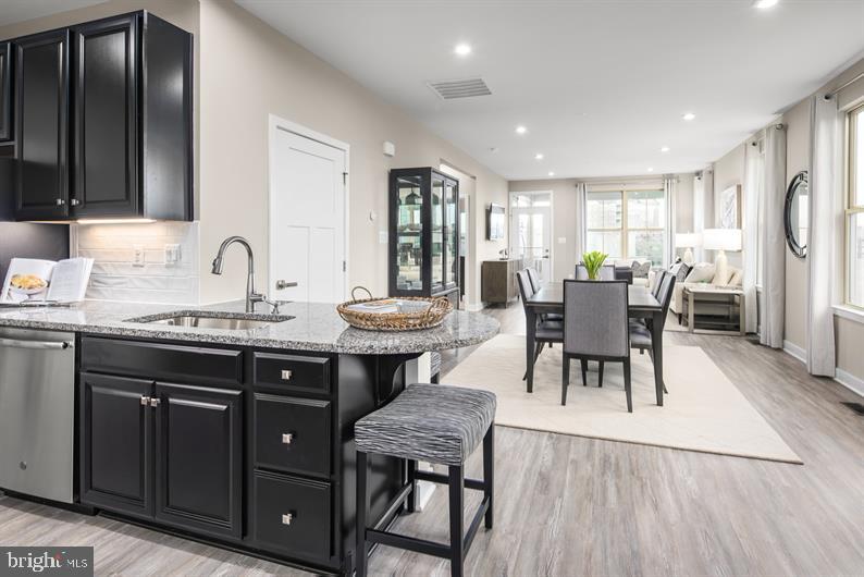 TANYARD SHORES - Residential