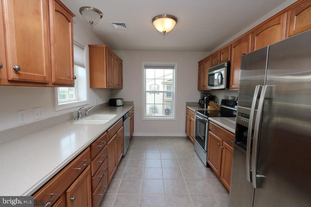 VILLAGE AT PENN STATE - HOMECOMING RIDGE I - Residential
