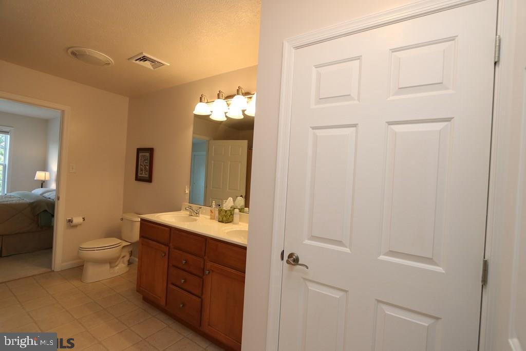 VILLAGE AT PENN STATE - HOMECOMING RIDGE I - Residential