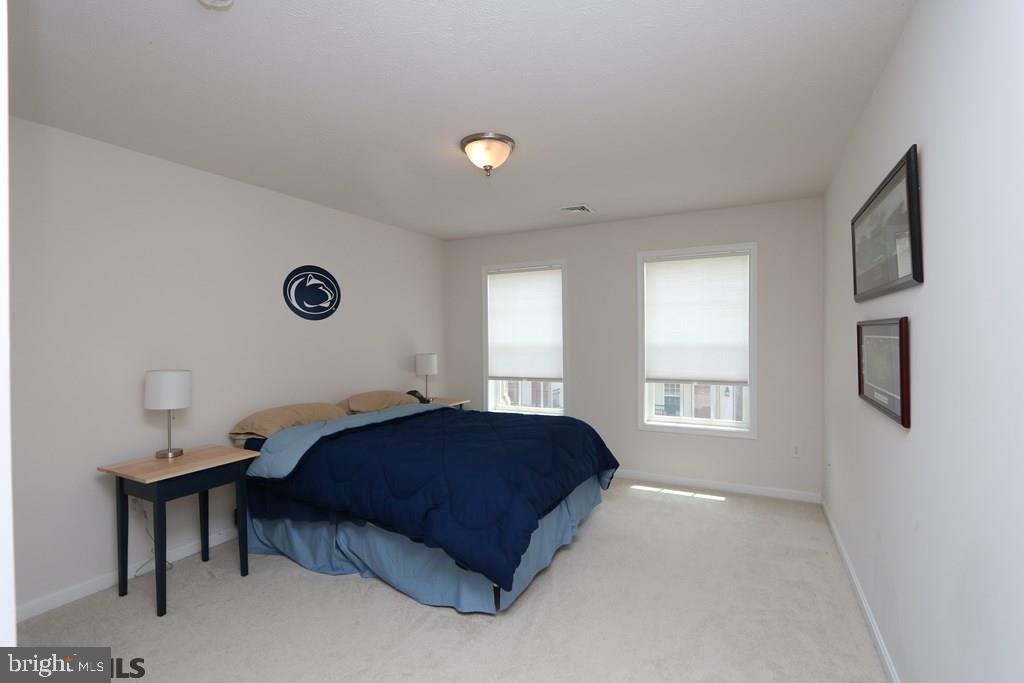 VILLAGE AT PENN STATE - HOMECOMING RIDGE I - Residential