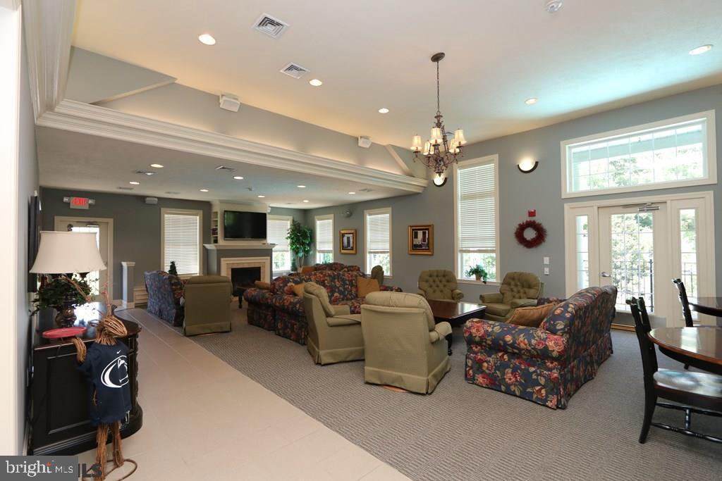 VILLAGE AT PENN STATE - HOMECOMING RIDGE I - Residential