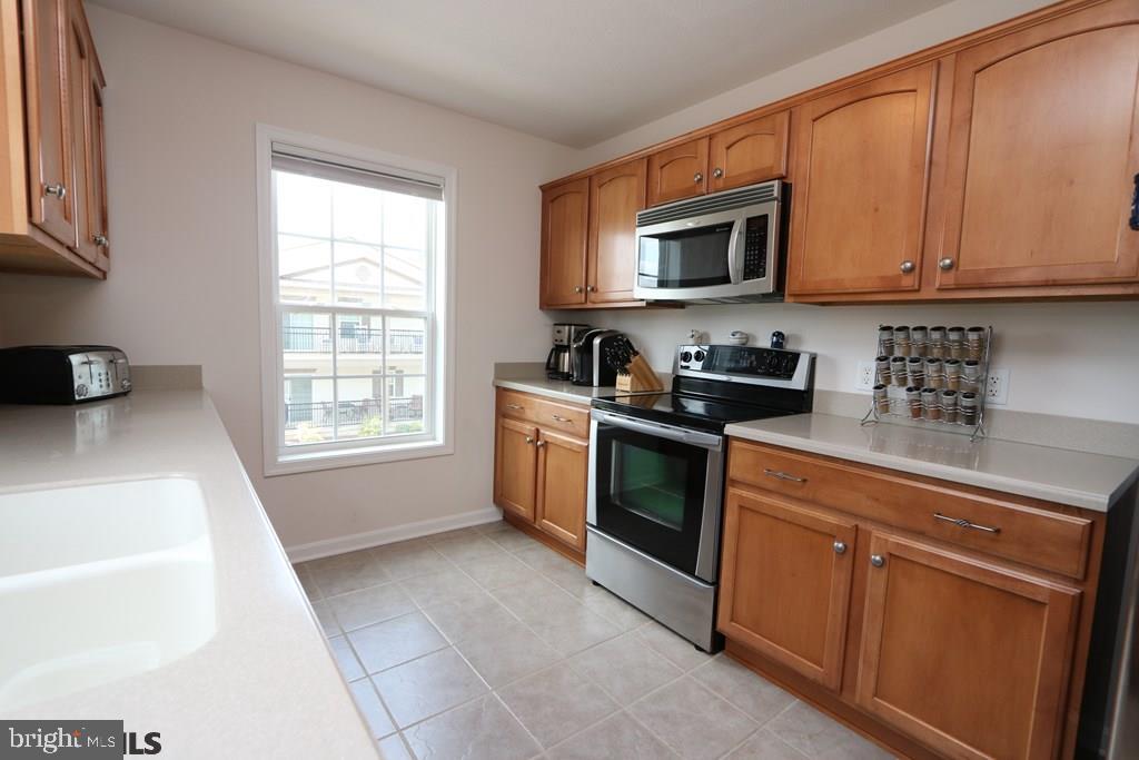 VILLAGE AT PENN STATE - HOMECOMING RIDGE I - Residential