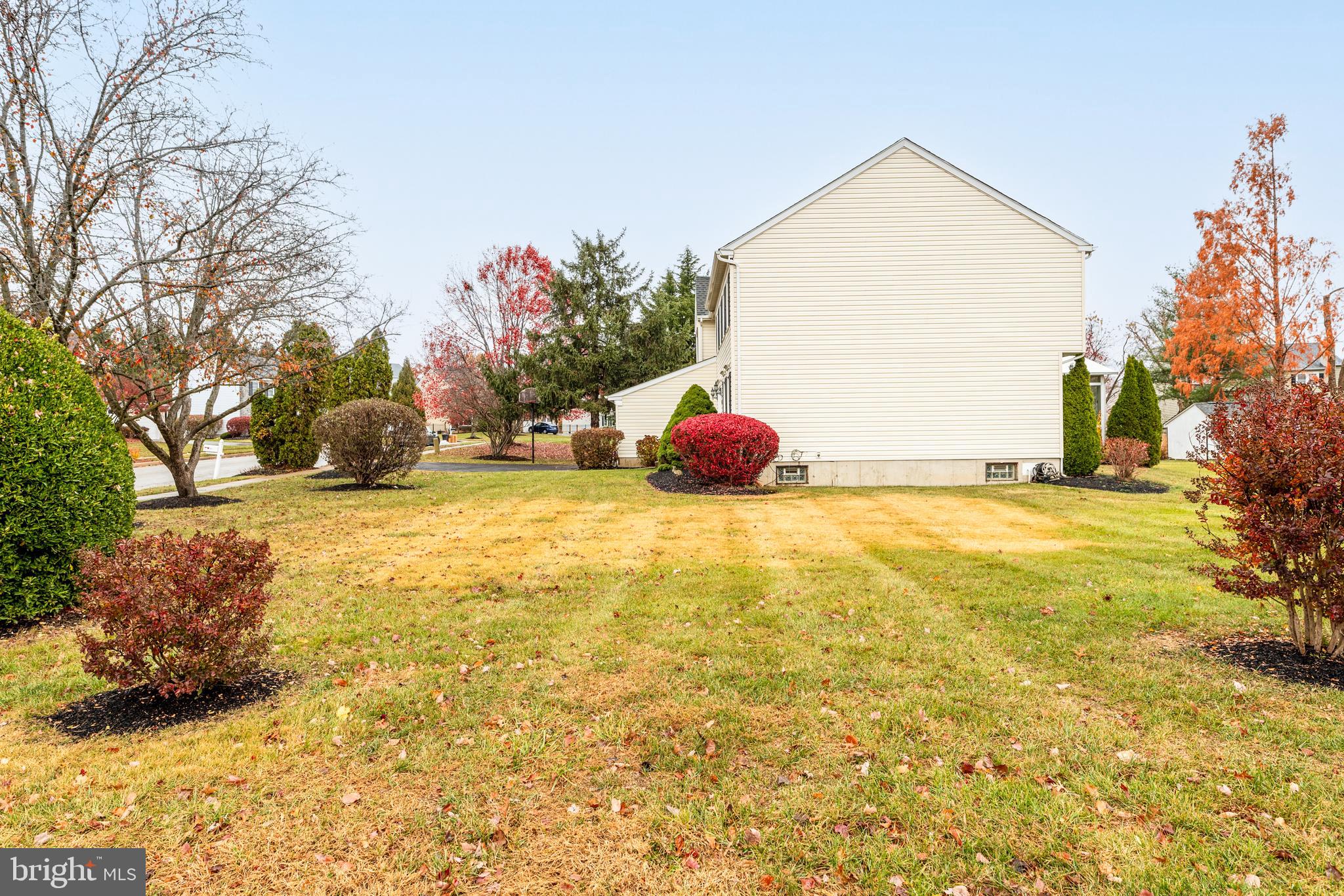 CARDINAL VIEW - Residential Lease