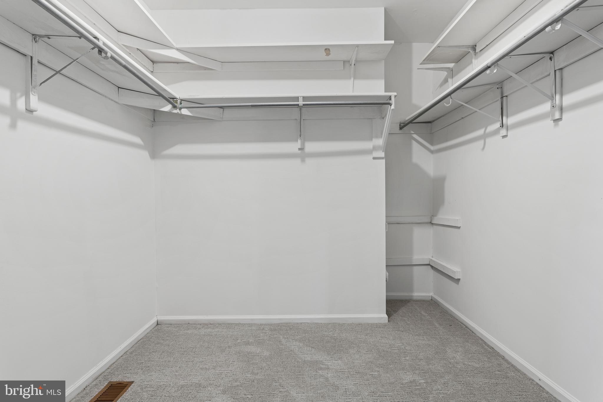 CARDINAL VIEW - Residential Lease