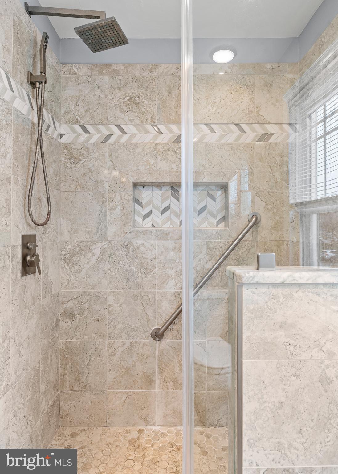 CARDINAL VIEW - Residential Lease