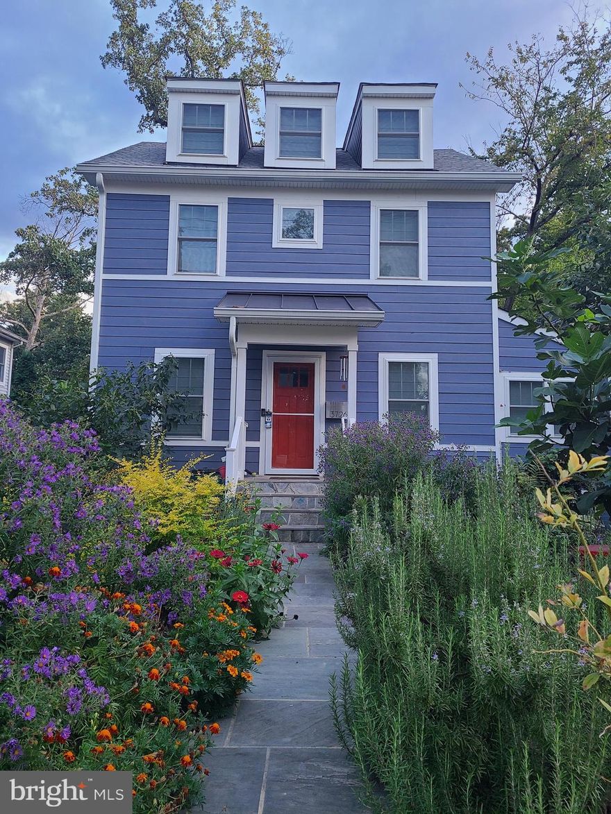 Welcome to this rare opportunity to live in this stunning home in the middle of North Arlington. 5BR, 3 1/2BA gorgeous home in charming and friendly Cherrydale. Walkable to shops on Langston Blvd, Clarendon, Ballston, and Virginia Square with easy access to bike trails and major commuting routes (GW Parkway, Rt. 66, 395 & Rt. 29), short drive to DC, Pentagon, Amazon Headquarters, and DCA airport. Great shops, restaurants, plenty of grocery stores and more.

Main level features a spectacular kitchen with beautiful quartzite countertops, ample white cabinetry, center butcher block island & stainless-steel appliances, a large open living room with a patio door leading to the backyard, an office room with an extra storage room, and a half bath. Lots of natural sunlight, recessed lighting, hardwood floors throughout and carpet in the basement. The upper-level features four additional, nicely sized bedrooms, two full bathrooms with built-in sun tunnel skylights and laundry. Primary Suite features a walk-in closet, ensuite modern bathroom with two vanities and extra-large shower. The lower level features an exercise room, a fifth bedroom, a rec room with wet bar and gorgeous gas fireplace, a full bathroom, and a walkout porch that leads to the backyard and cherry valley park. Solar panel rooftop provides net zero electricity bill. Absolutely gorgeous lot with colorful landscaping that is included in the rent. Outdoor shed for storage of bicycles etc. Currently zoned for ASF Elementary, Dorothea Hamm Middle & Washington-Liberty High Schools. Available for lease on April 1. Pets on a case by case basis.